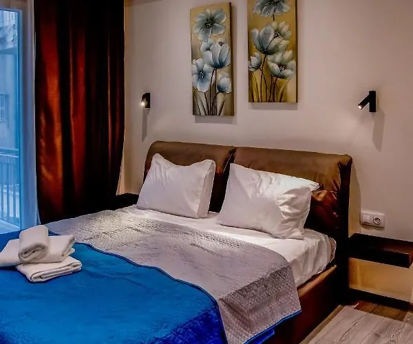 Diamond 32 塞萨洛尼基