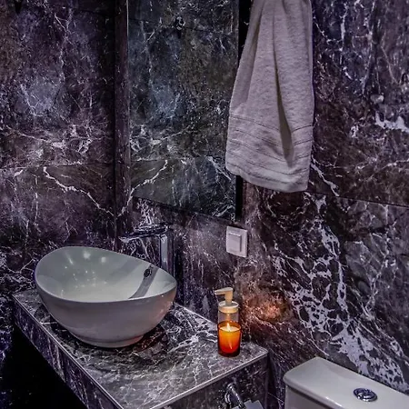 Diamond 32 * Салоники